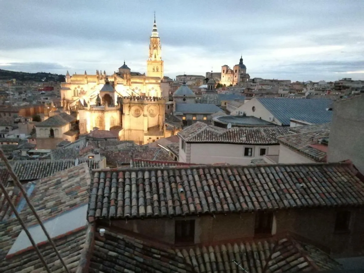 Apartamento PRANA Junto al Alcázar Toledo
